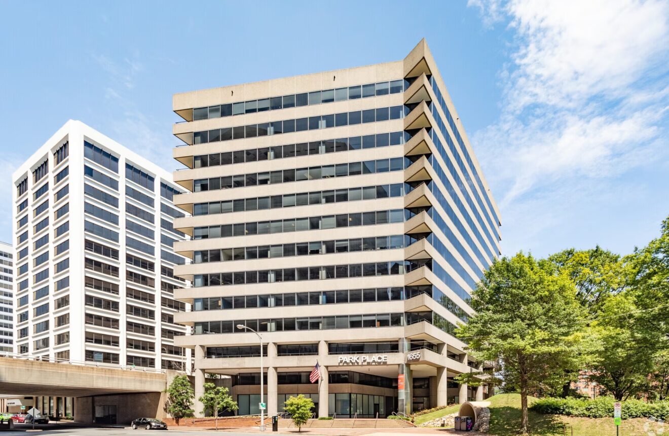 Park Place in Arlington, VA | LocalWorks office space exterior