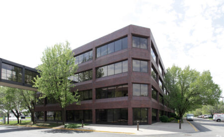 Lombard IL – 700 E. Butterfield Rd.