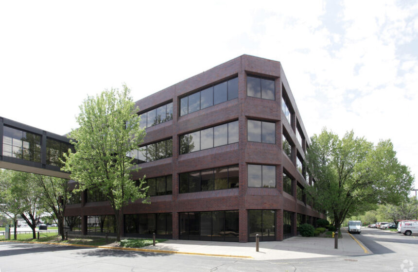 exterior view of the commercial office space in Butterfield Centre at 700 E. Butterfield Rd., Lombard, IL 60148, right next to Downers Grove